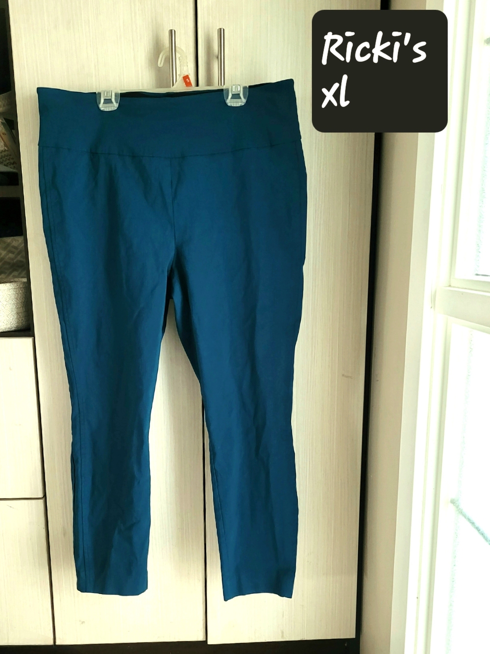 Ricki's Teal Cropped Straight-Leg Pants - XL